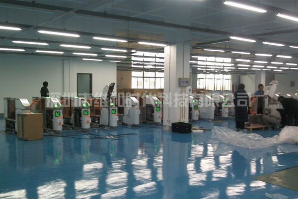 華為電子車間采用4臺啟亞品牌HI-PE進口安檢門把關產品安全[圖文]