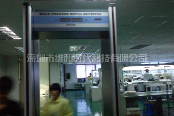 深圳愛可信科技手機廠采購4臺SD-200S金屬安檢門[圖文]
